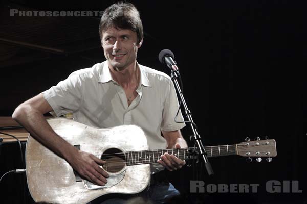 BRETT ANDERSON - 2008-10-25 - PARIS - La Maroquinerie - Brett Anderson